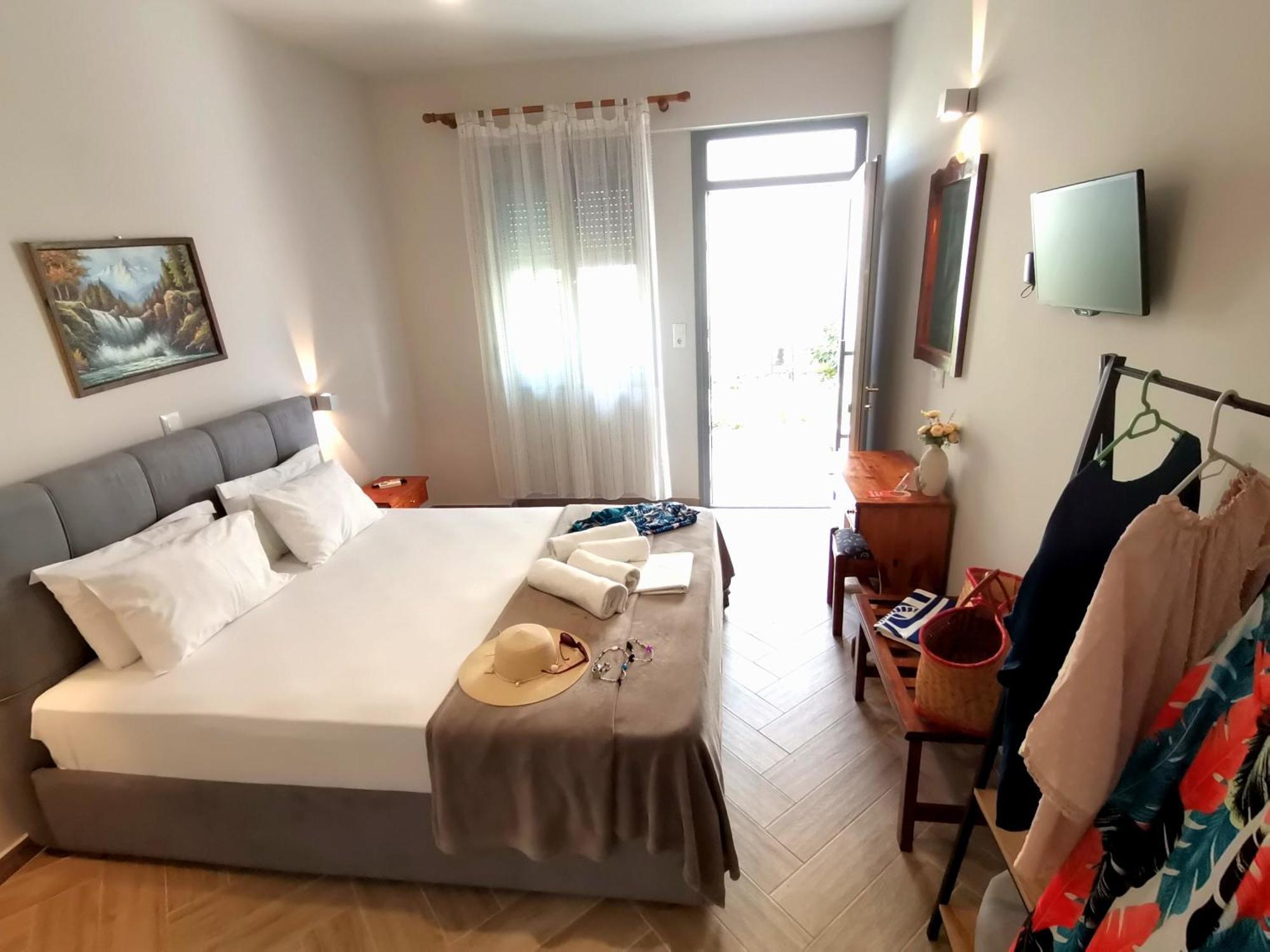 Studios Lia Adults Only -Fully Renovated Chrysi Ammoudia Ngoại thất bức ảnh